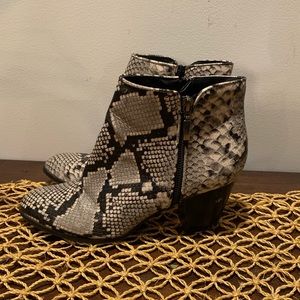 Snake skin Black White Western ankle boots